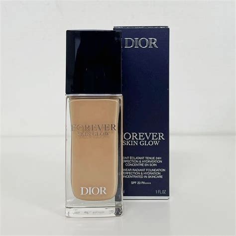 【DIOR】 ディオールスキン フォーエヴァー ベル .